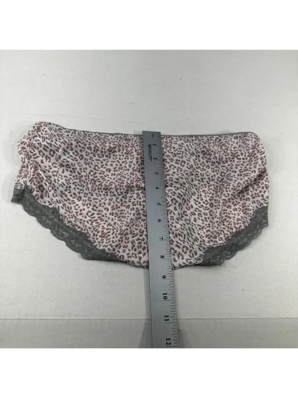 Unbranded Women's Size 7 Panty Brief Hipster Lace Leg Opening Animal Print NWOT